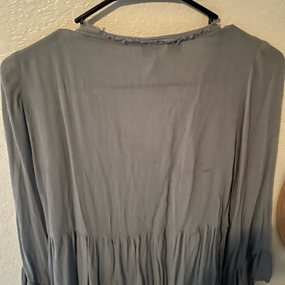 western top, runs big could fit medium - Picture 2 of 3